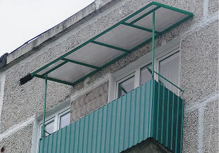 Комбинированная крыша на балкон
